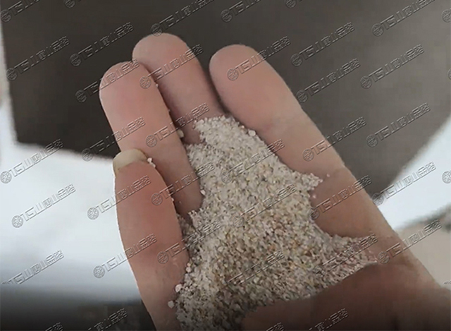 1699578945(1) 1699578945(1)